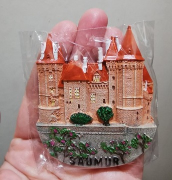 Zagraniczny magnes na lodówkę 3D Saumur Francja