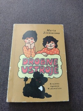 Maria Zientarowa Drobne ustroje 