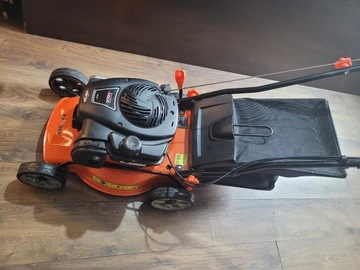 Kosiarka spalinowa Harder Briggs&Stratton 450e 