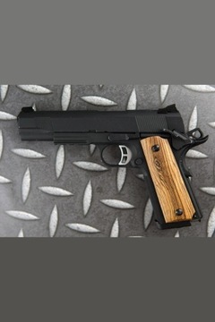 Okładziny Colt 1911A1 chwyt okładki drewno grip PL