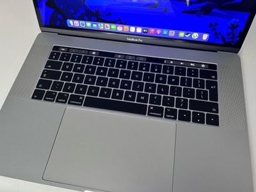 Laptop A1707 MacBook Pro 15 15,6 " Intel Core i7 16 GB / 512 GB szary