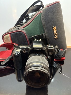 Lustrzanka Canon 500 + obiektyw + futerał