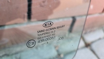 KIA Cee'd II Hatchback szyba lewa tylna z 2014 rok