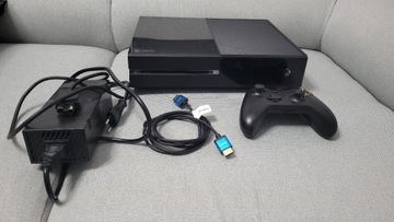 Xbox One 500GB+ oryginalny pad. Caly zestaw. Zapraszam