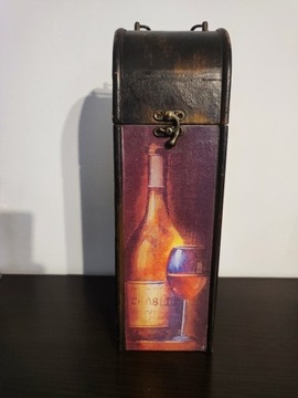 Stary drewniany kuferek pudełko na wino Vintage