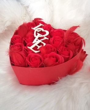Bukiet mydlane róże/flowerbox walentynki serce