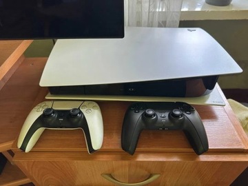 PlayStation5 + dodatki