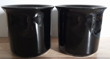 Dwa ceramiczne kubki, czarne 