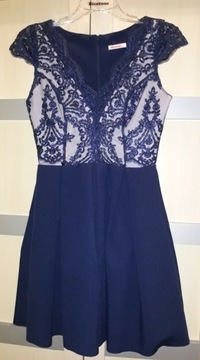 Granatowa sukienka rozkloszowana/koronka