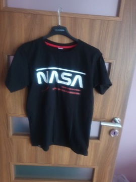 T-shirt chłopięcy z nadrukiem NASA rozm.152/158