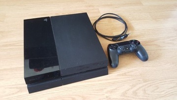 Konsola Sony Playstation 4 (PS4) FAT 500GB + Pad