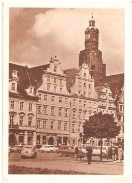 WROCŁAW -- RYNEK -- PIESI -- AUTA -- 1964