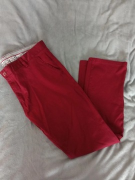  męskie spodnie  w kolorze bordo 