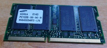 Pamięć SDRAM PC133 256MB.