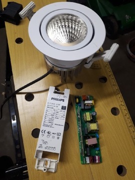 Philips RS741B LED39S/840