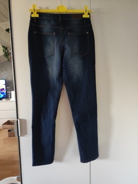 Spodnie dżinsowe/ jeansy chłopięce r. 164