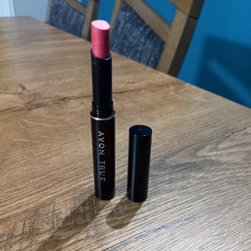 Avon True Colour szminka Lasting Pink