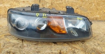 Lampa przednia prawa  Fiat PUNTO II