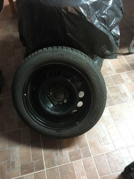 NOKIAN 4x Opony ZIMOWE + FELGI stalowe 205/55 R16