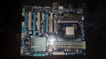 Gigabyte GA-990XA UD3 + AMD FX 8120