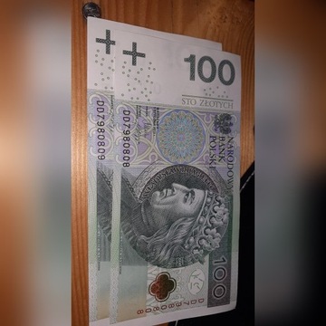 100zl o tej samej serii dla kolekcjonerów