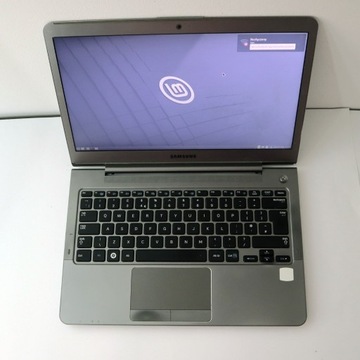 Samsung NP530U3B 8 GB RAM, 266 GB SSD, I5-2467M