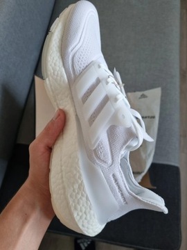 Białe buty adidas ultraboost 21, r. 44