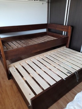 Łóżko drewniane rozkładane 