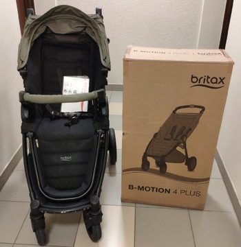 Britax b-motion 4 plus - stan bardzo dobry, 1wł