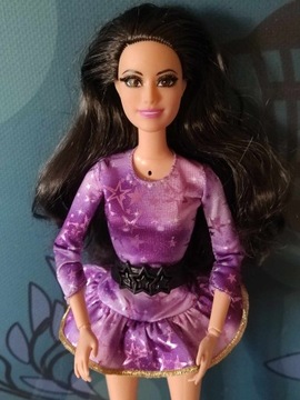 Lalka Barbie Raquelle z rzęsami 
