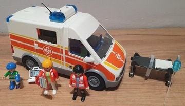 PLAYMOBIL 6685 KARETKA POGOTOWIA ŚWIATŁO City Life