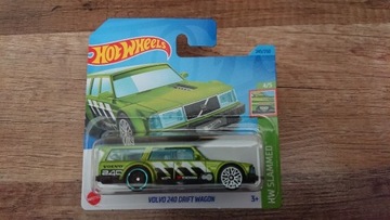 Hot Wheels Volvo 240 Drift Wagon