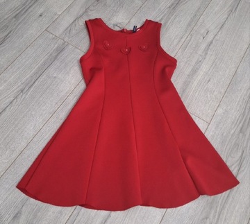 Sukienka elegancka czerwona z serduszkami