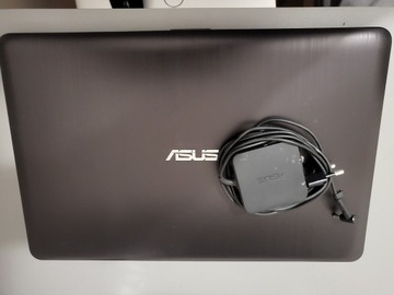 Laptop ASUS A540L 1TB 