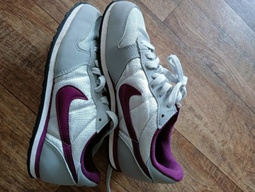 Nike 36 wkładka 22 cm