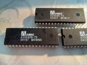 Pamięć EEPROM 29040B-70, DIP 32