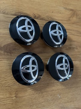 Dekielki oryginalne Toyota 57 mm