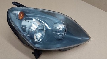 Lampa przód prawa  Opel Zafira B