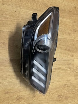 Lampa przód prawa Ford Mustang 15-17 xenon