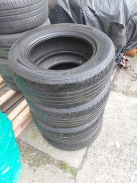 Opony kumho 235/60/16