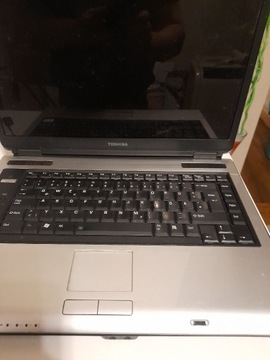 Laptop Toshiba do naprawy 