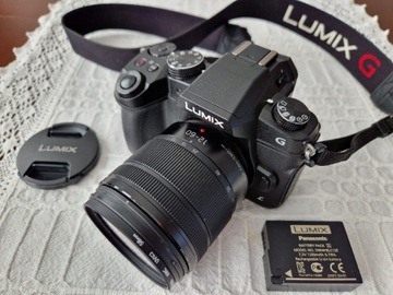 Panasonic Lumix DMC-G80 + Lumix G 12-60 (2x aku)