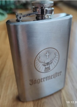 Piersiówka  stalowa  JAGERMEISTER