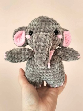 Słoń słonik na szydełku amigurumi handmade pluszak