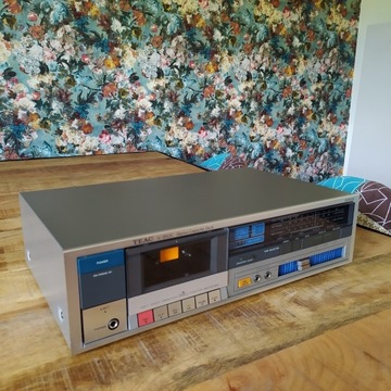 Magnetofon kasetowy TEAC V350C