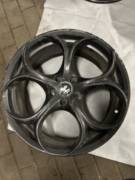 Felga aluminiowa Alfa Romeo OE Giulia 8.0" x 19" 