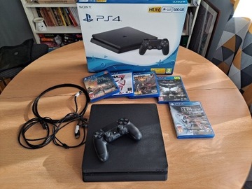 Play Station 4 + gry
