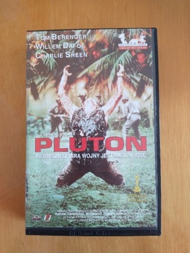 Pluton / Platoon  kaseta VHS 