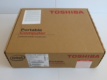 Karton pudełko po TOSHIBA SATELLITE A200-130