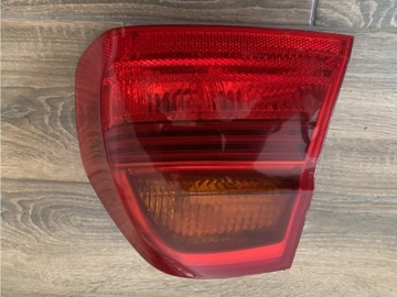 Lampa prawy tył BMW E90